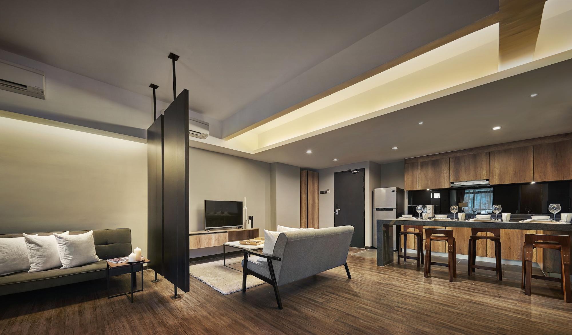 Tropics Eight Suites George Town Extérieur photo