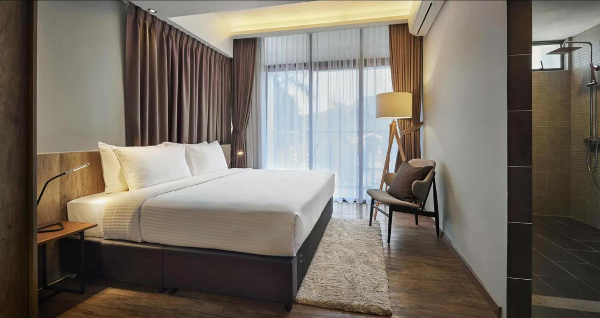 Tropics Eight Suites George Town Extérieur photo